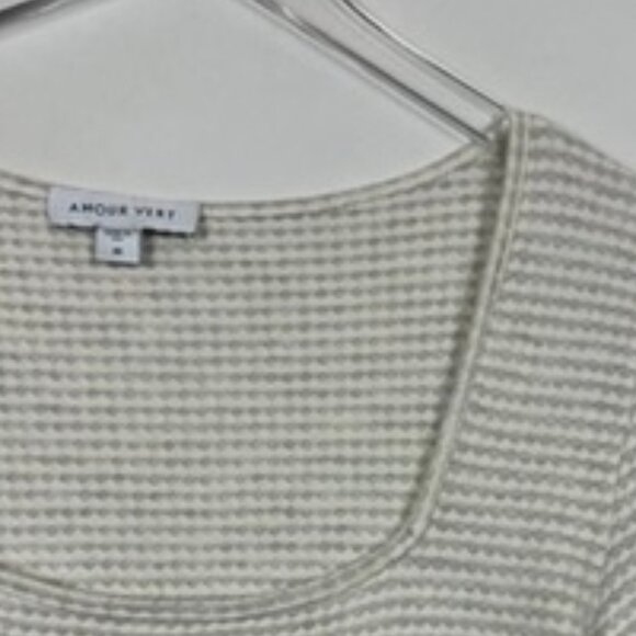 Amour Vert Square Neck Stretch Knir Textured Top Medium - Picture 4 of 4